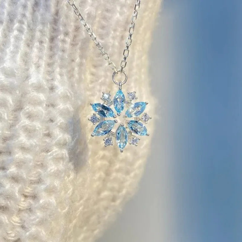 Snowflake Zircon Necklace