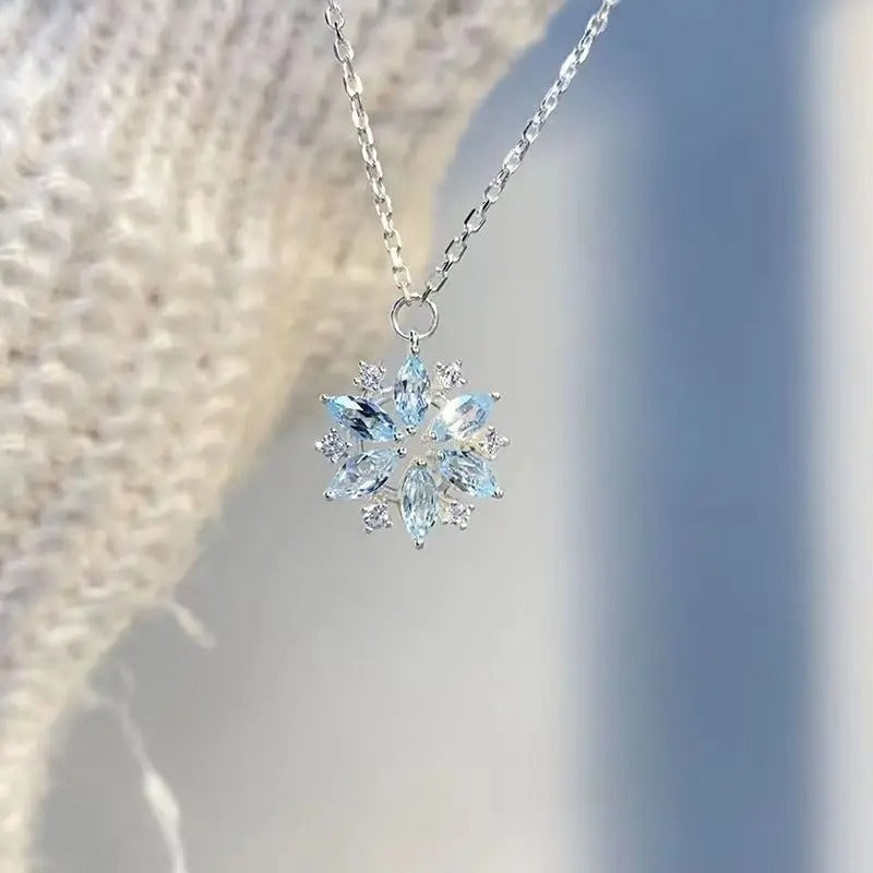 Snowflake Zircon Necklace